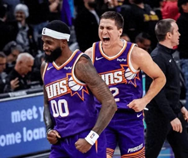 esports-33中5！格林成太阳累赘，排队给火箭道歉，斯通下了一盘大棋